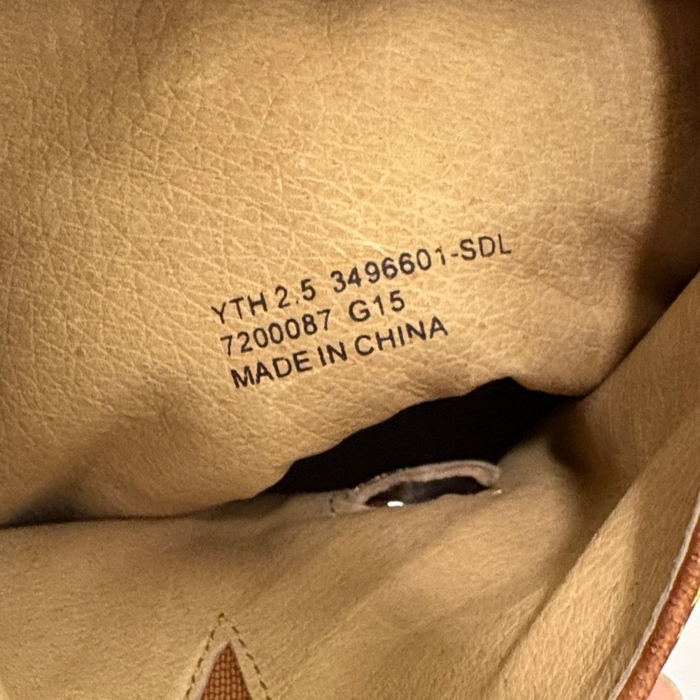 FRYE TAN KIDS HEELED BOOTS. - Picture 2 of 9